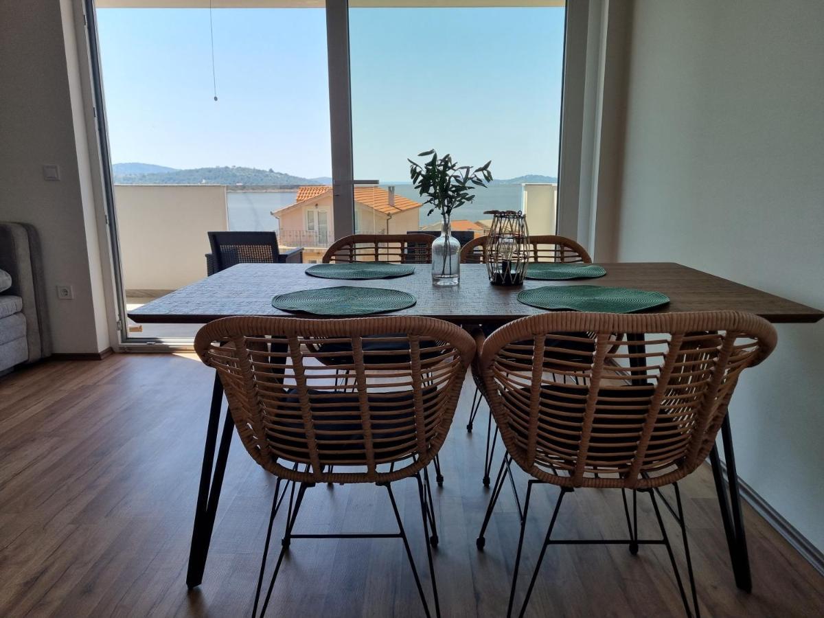 Sea View Apartment روغوزنيكا المظهر الخارجي الصورة