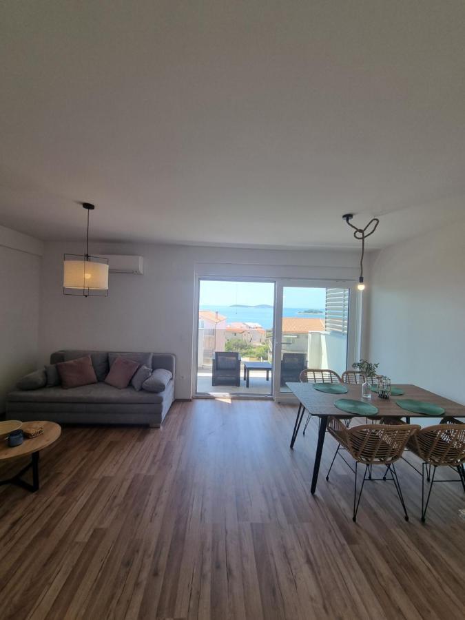 Sea View Apartment روغوزنيكا المظهر الخارجي الصورة