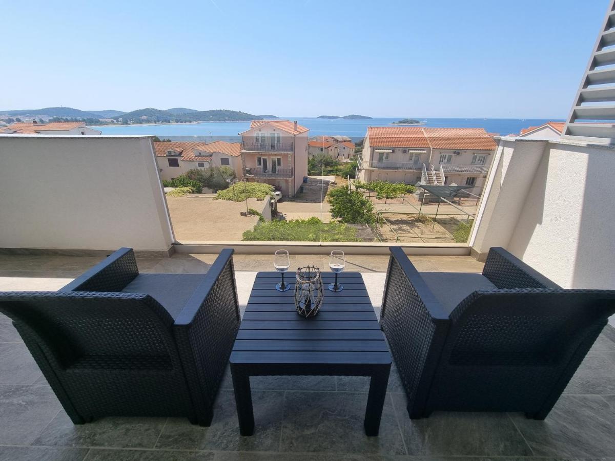 Sea View Apartment روغوزنيكا المظهر الخارجي الصورة