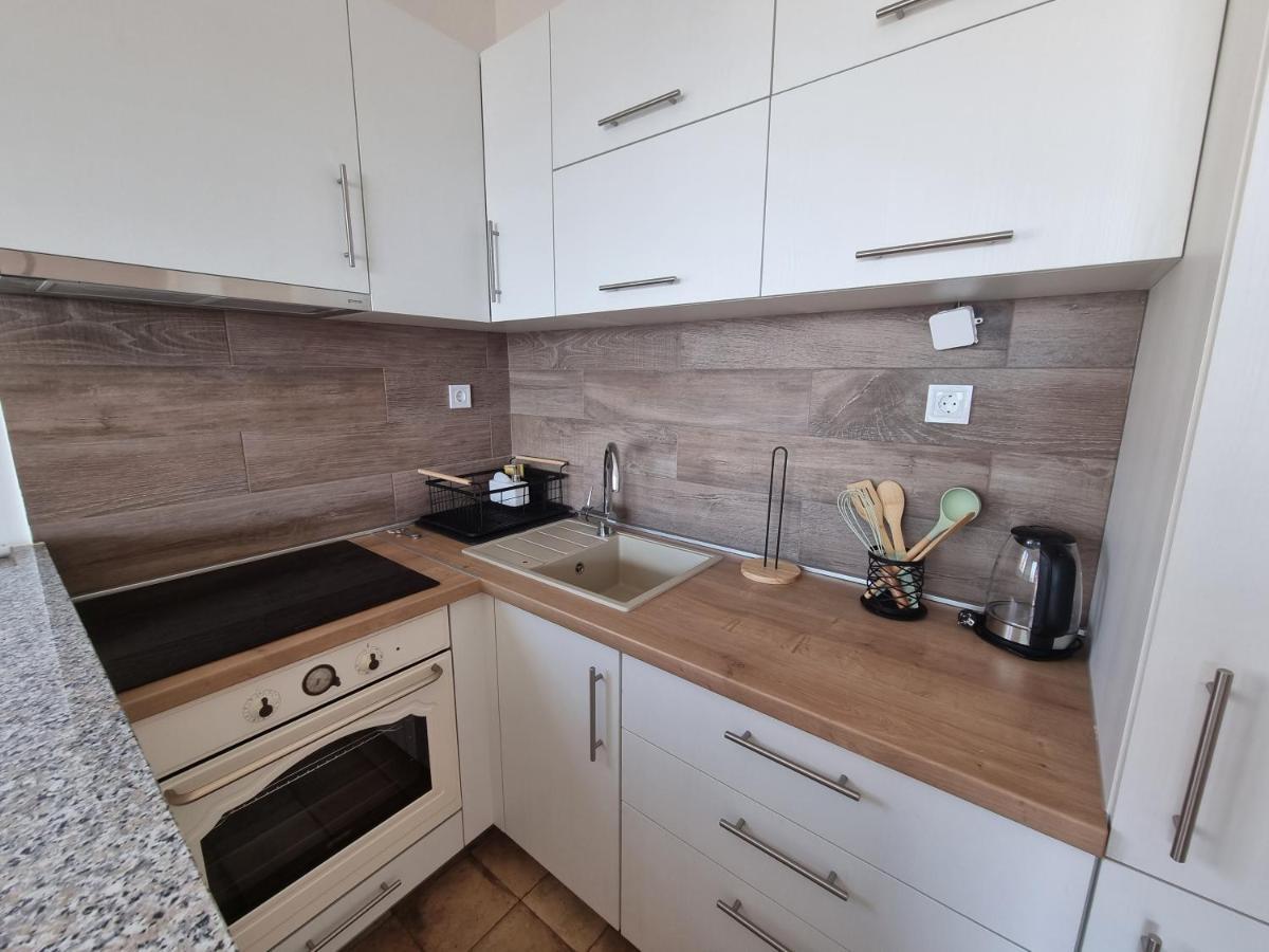 Sea View Apartment روغوزنيكا المظهر الخارجي الصورة
